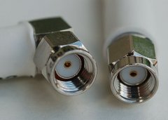 RP-SMA Plug-Male Right Angle to RP-SMA Plug-Male